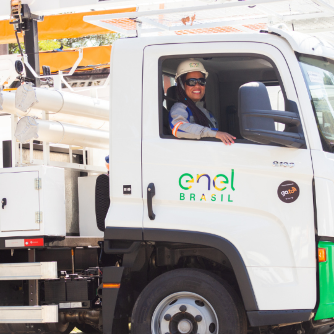 Estão abertas mais de 400 vagas na Enel para eletricistas em São Paulo